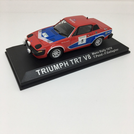 MODELLINO TRIUMPH TR7 V8